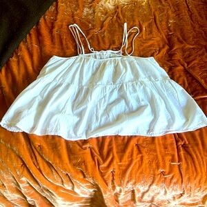 Everlane NWOT white Large tiered top
